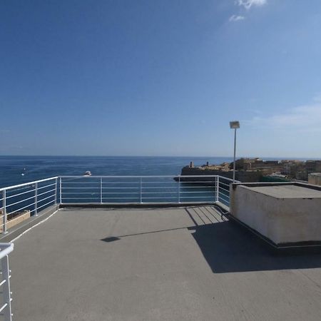 Valletta Dream Suites Ground Floor ภายนอก รูปภาพ