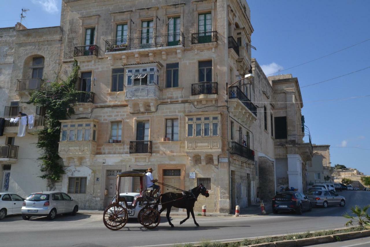 Valletta Dream Suites Ground Floor ภายนอก รูปภาพ